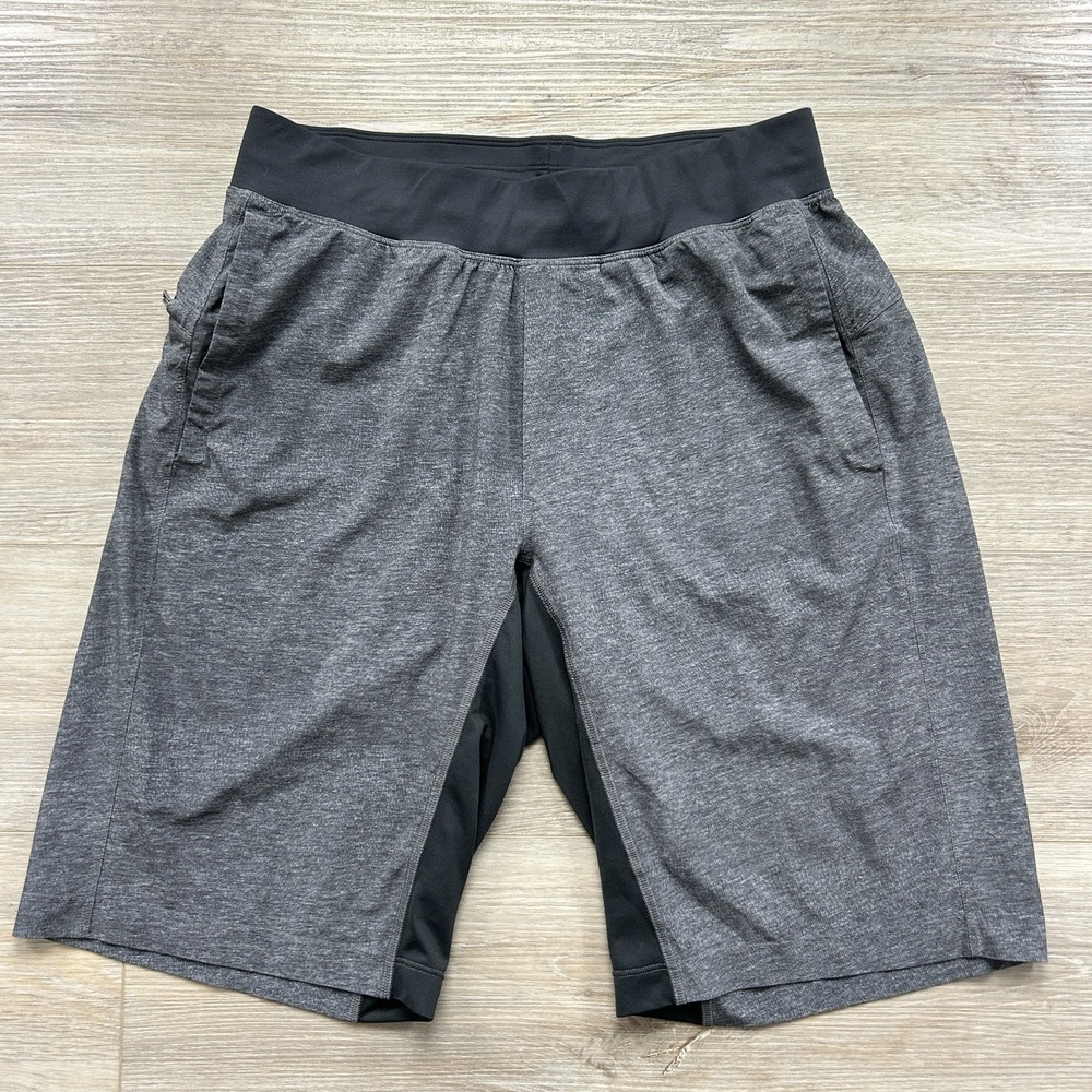 Lululemon Medium T.H.E. Linerless 11" Shorts Gray Heathered Gym Workout